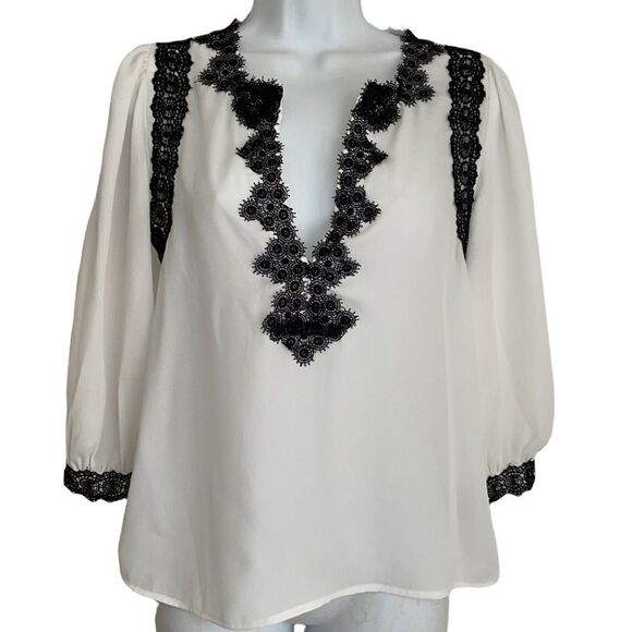 Gracia Cream Wide Sleeve Blouse - Picture 9 of 10